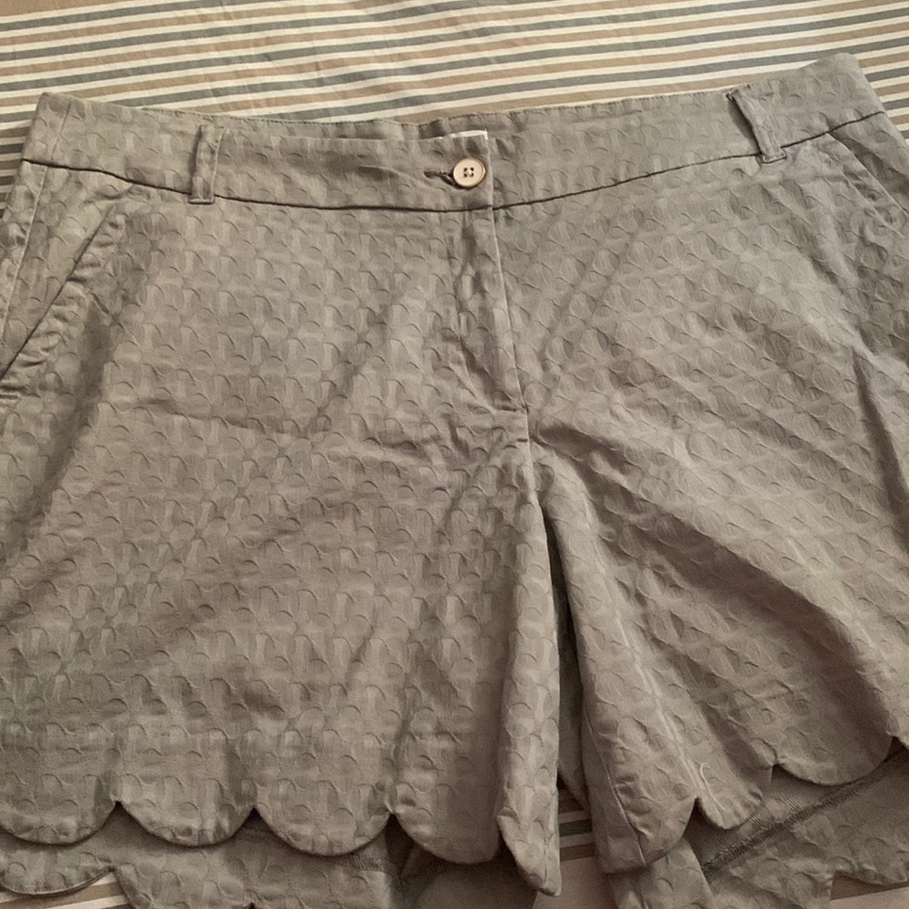 Crown&Ivy Shorts